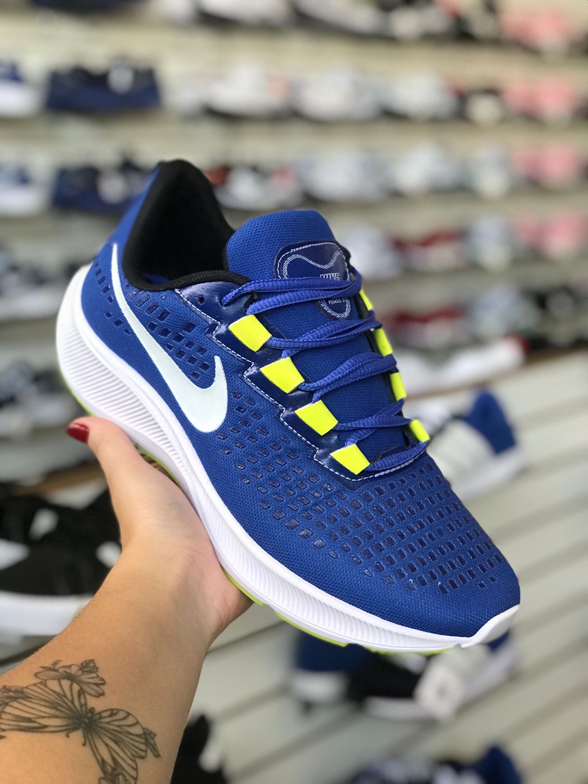Nike azul hotsell e verde