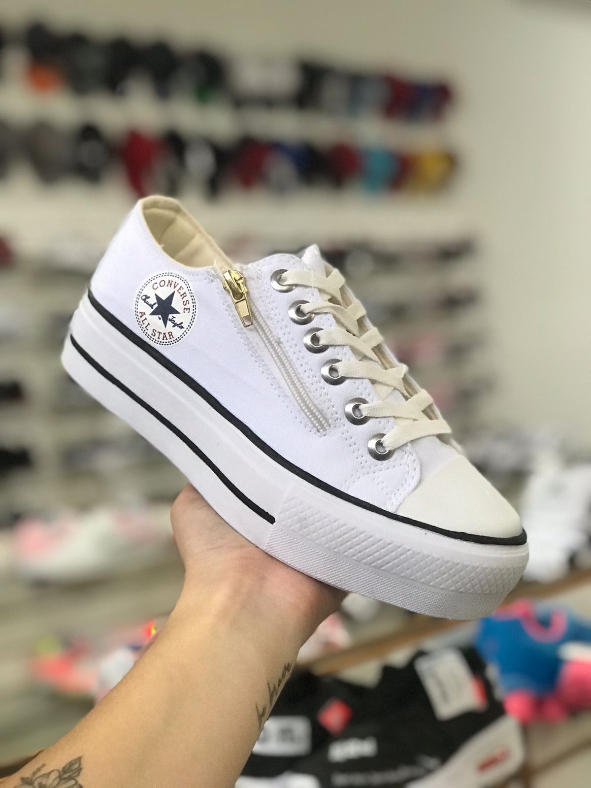 All Star Plataforma Branco com Zíper - Moda Brás