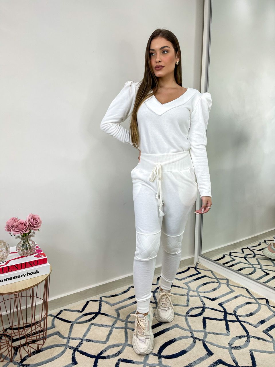 CONJUNTO DE MOLETOM FEMININO. CONJUNTO DE MOLETOM - Mariah Store