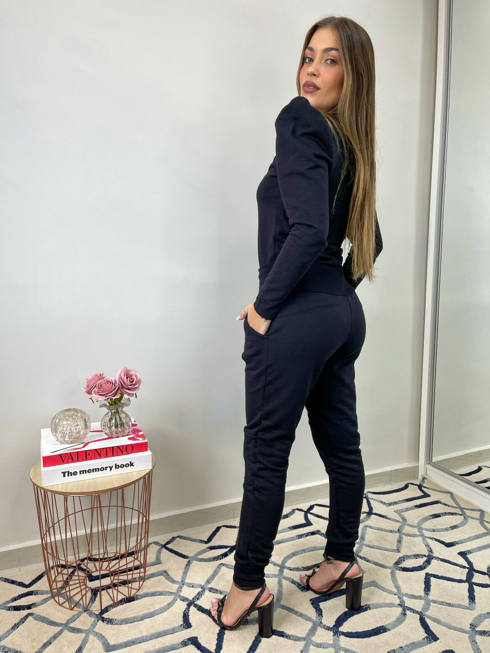 CONJUNTO DE MOLETOM FEMININO. CONJUNTO DE MOLETOM - Mariah Store