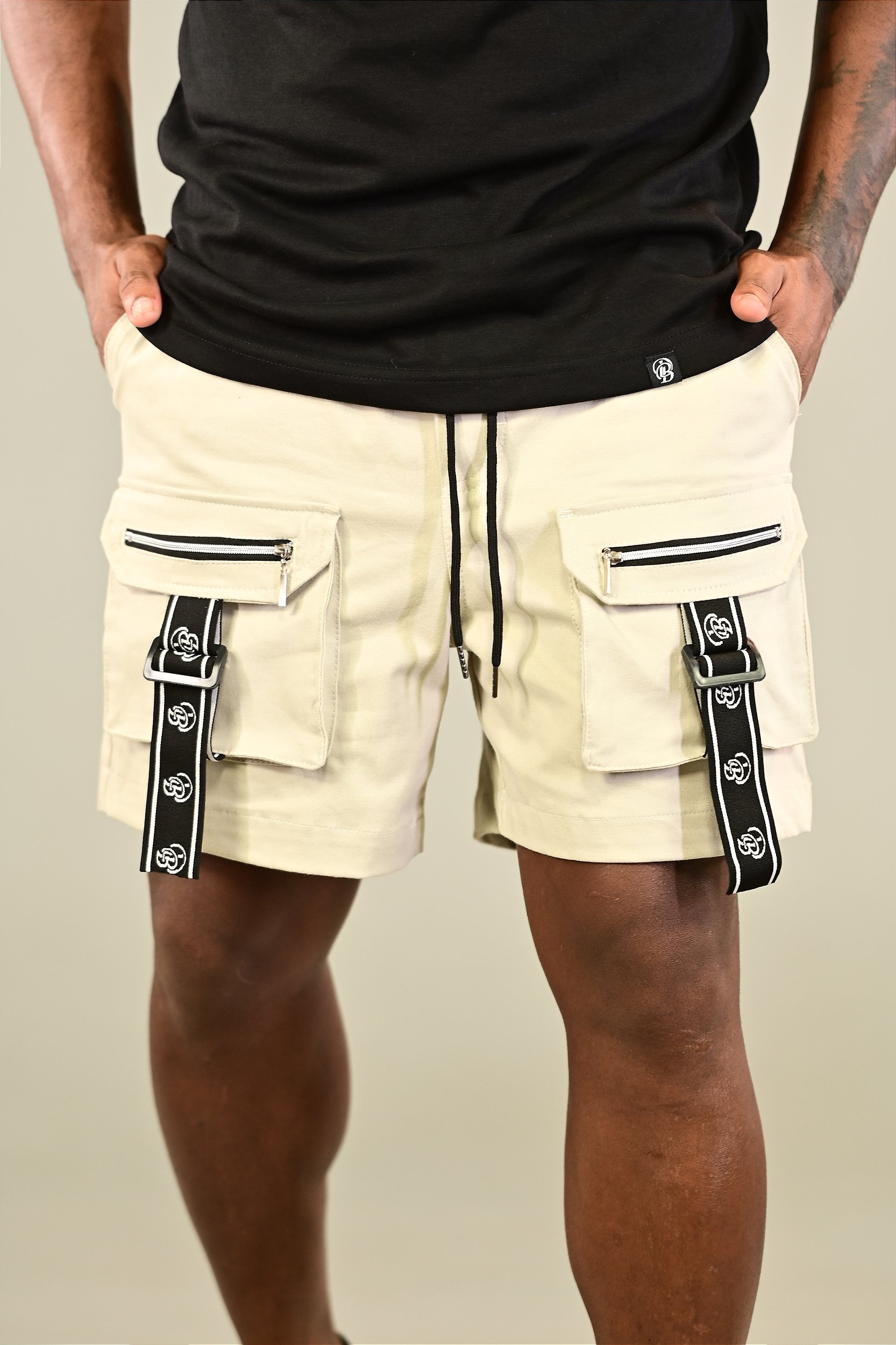 Bermuda Cargo Bege Elástico Zíper - De Buenas