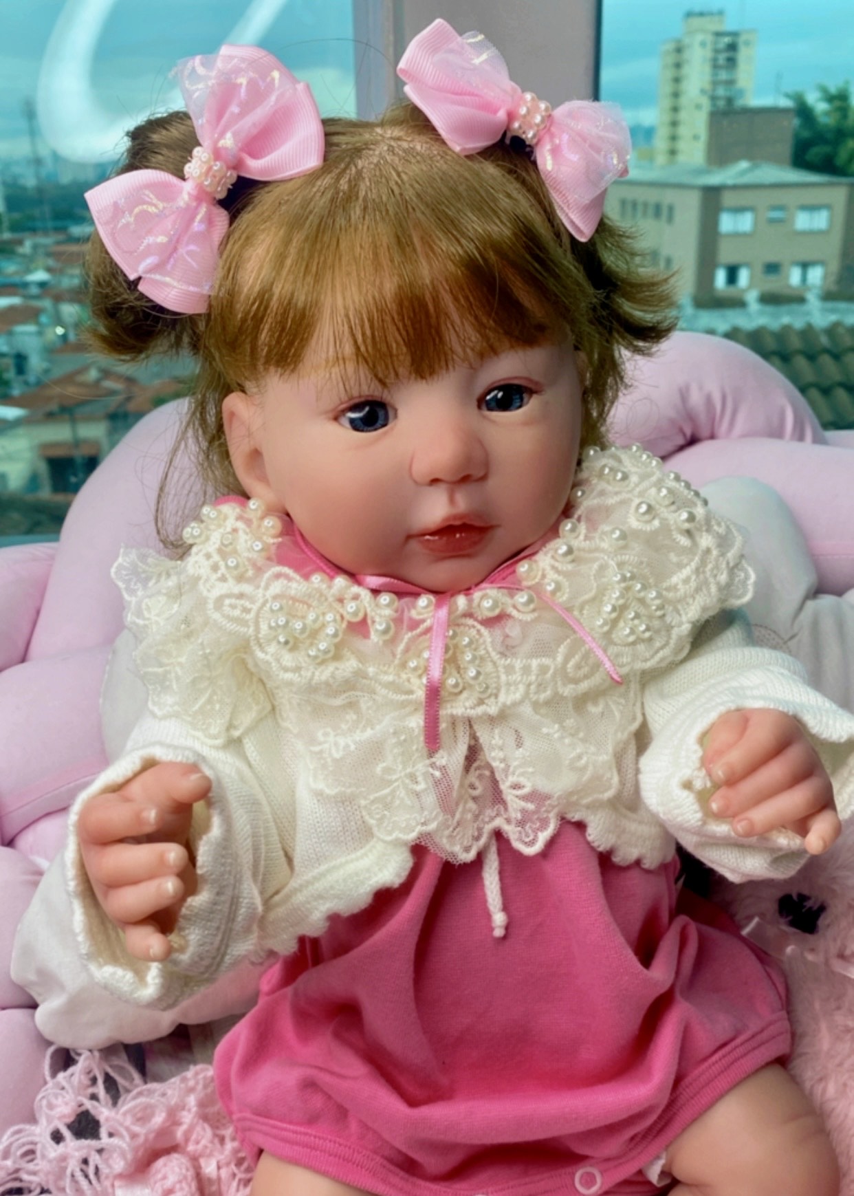 BEBÊ REBORN MENINA LETÍCIA MEIGUINHA SUPER MOLINHA TODA EM SILICONE -  Maternidade Mundo Baby Reborn