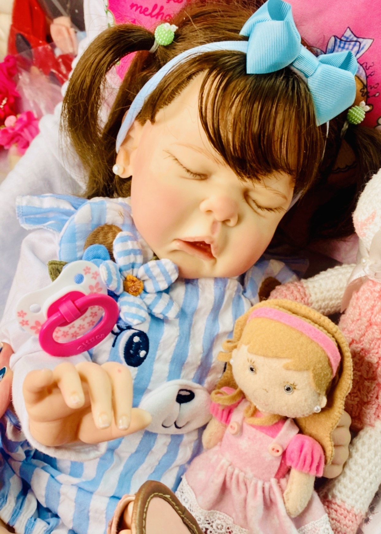 BEBÊ REBORN POLLY MEGA REALISTA TODA EM SILICONE - Maternidade