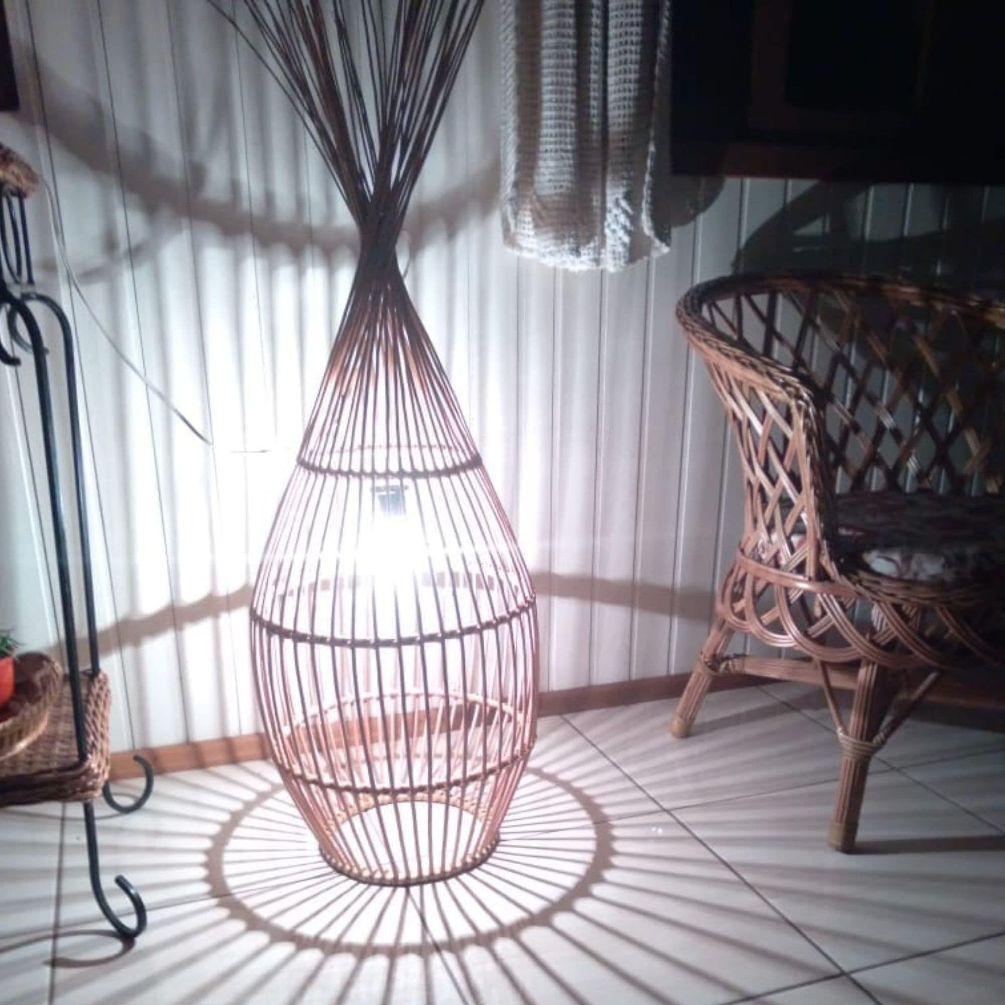 Luminária decorativa em vime Kihei - Mahalo Decor - Luminárias e
