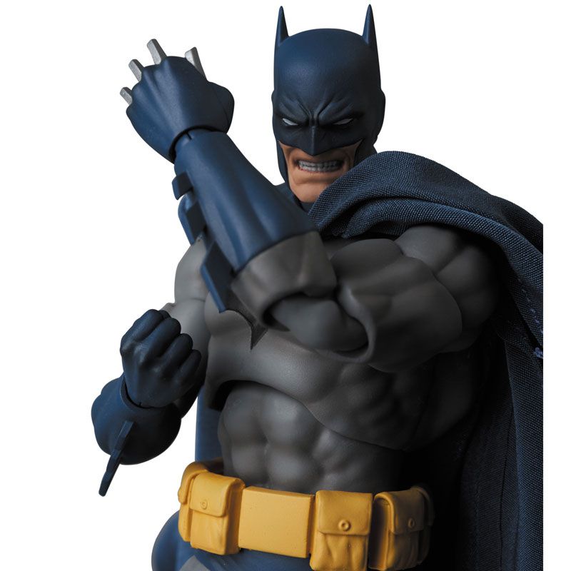Batman Hush MAF EX Action Figure Batman 16 cm