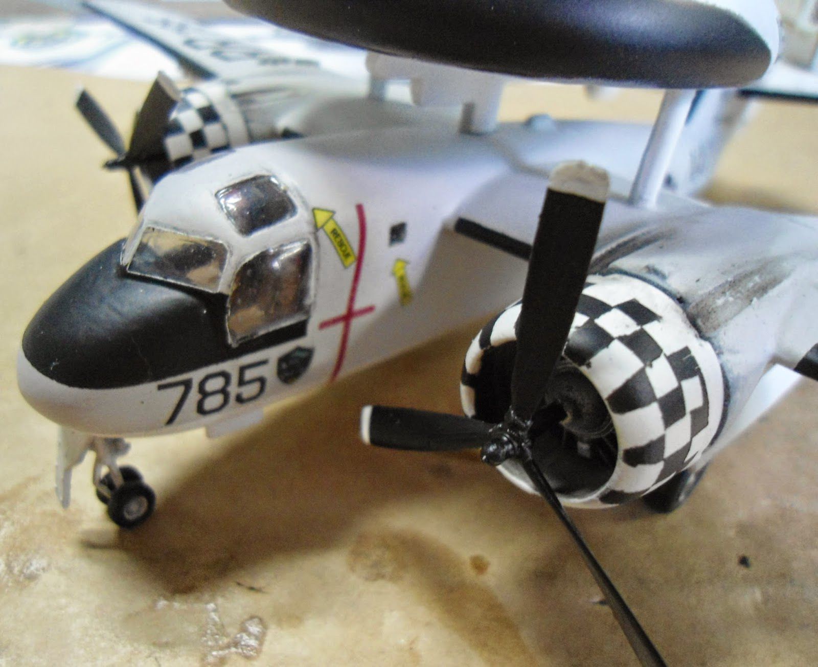 Grumman E-1 Tracer - USS Constellation - 1/72 - GIIC - BLIMPS