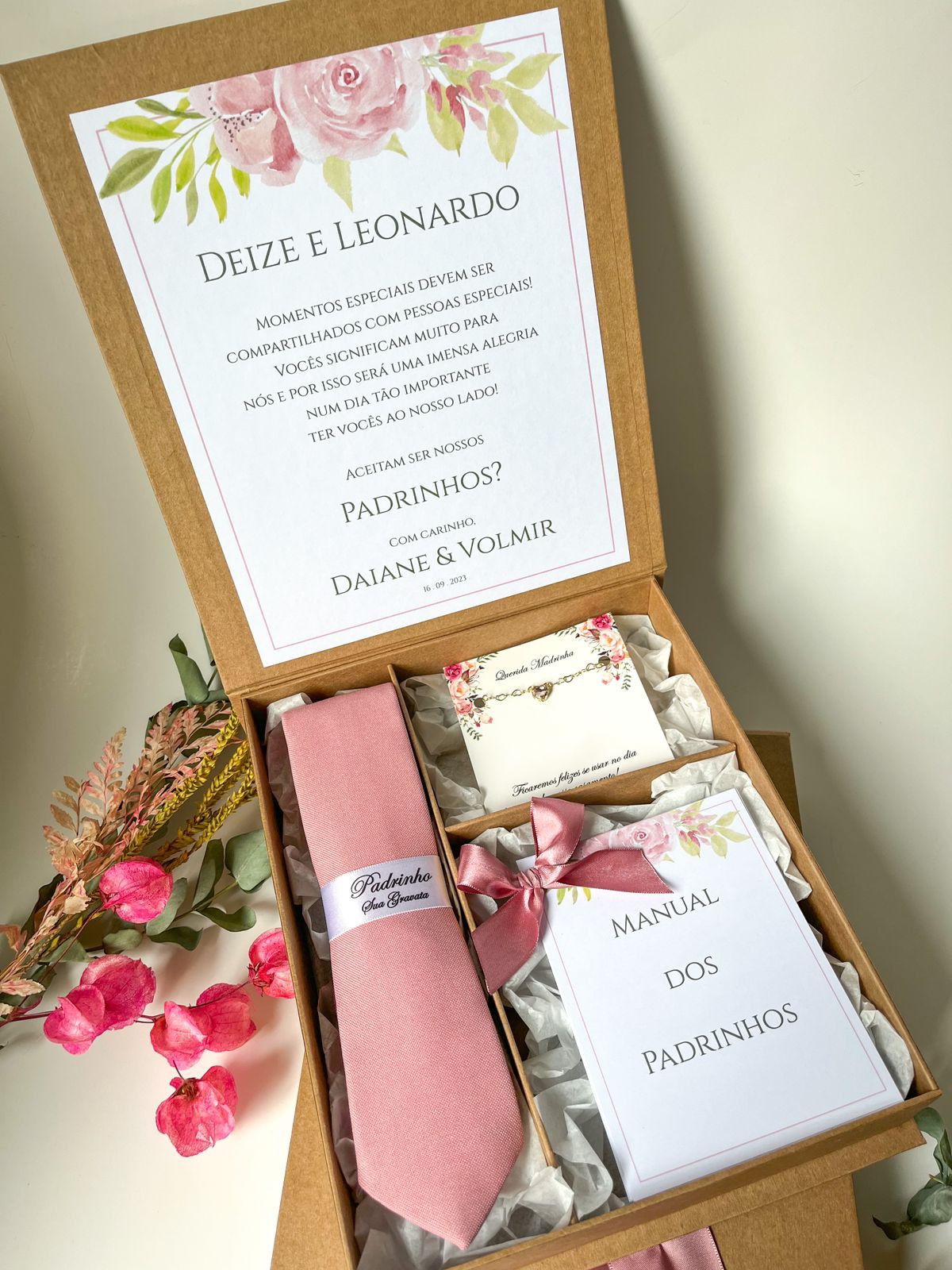 Caixa Convite Padrinhos Casamento Daiane & Volmir - Bi Paper Convites