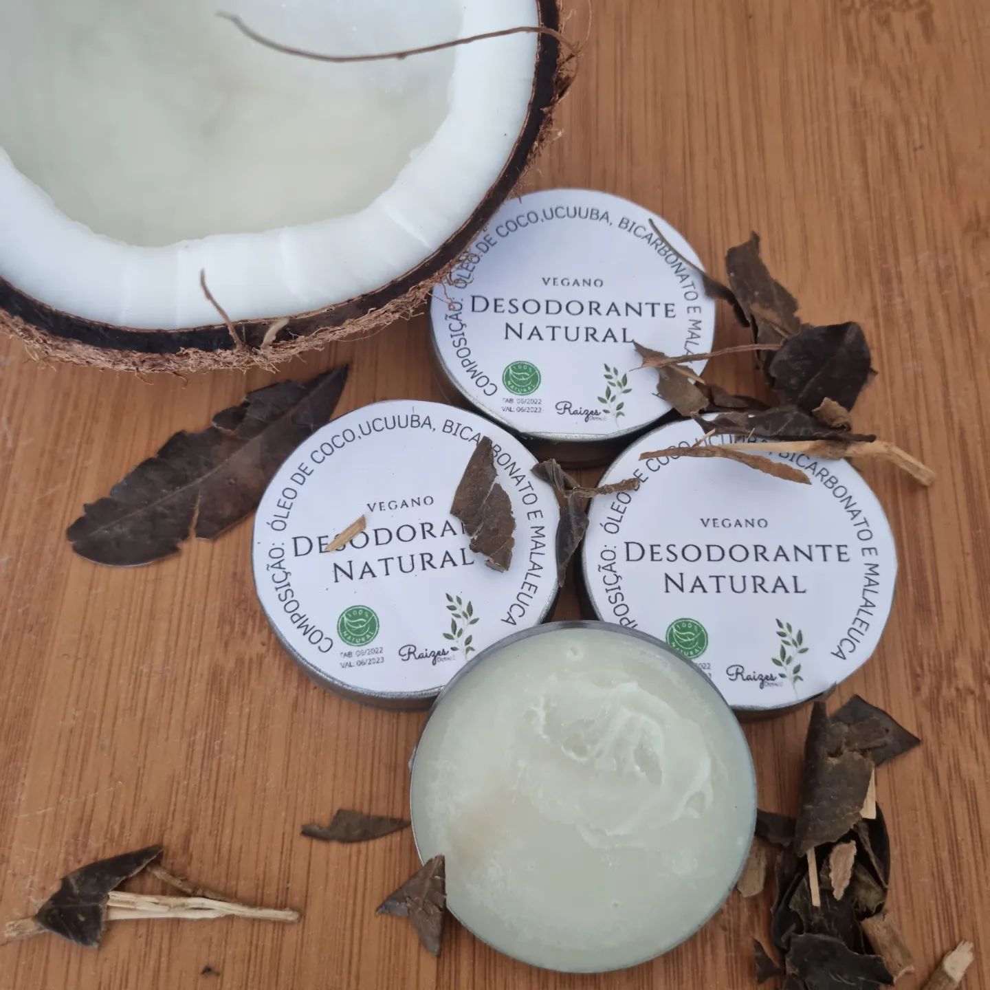 Desodorante Natural Vegano Clareador e Antibacteriano - Raizes Dendê  Dermocosmeticos Artesanais