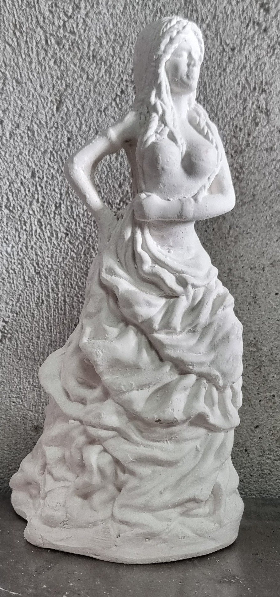 Cigana Cristal Imagem Cigana Dara Escultura em Gesso Cru 36c