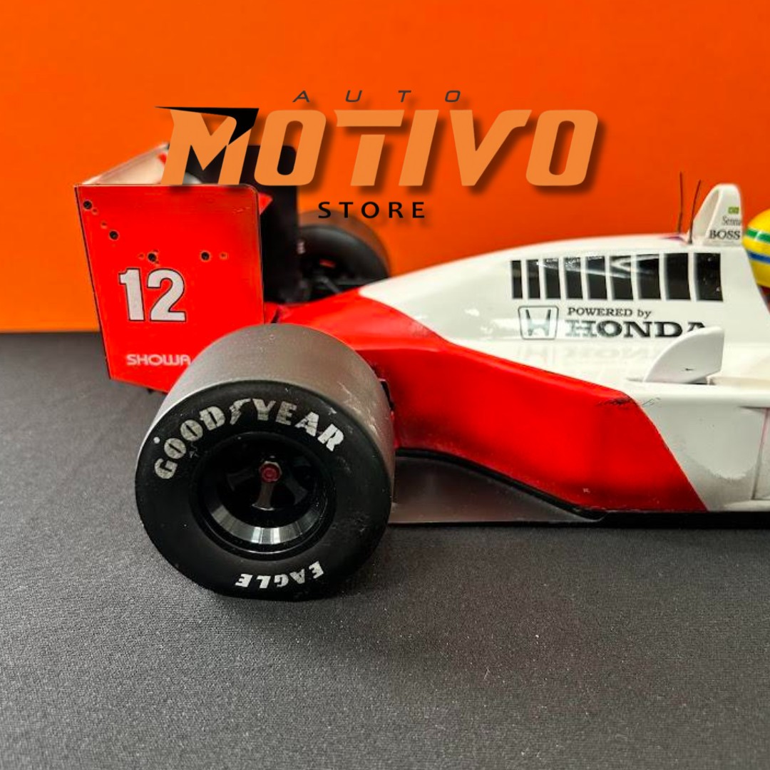 Miniatura Formula 1 Ayrton Senna - F1 McLaren MP4/4 1988 1/12 (usado