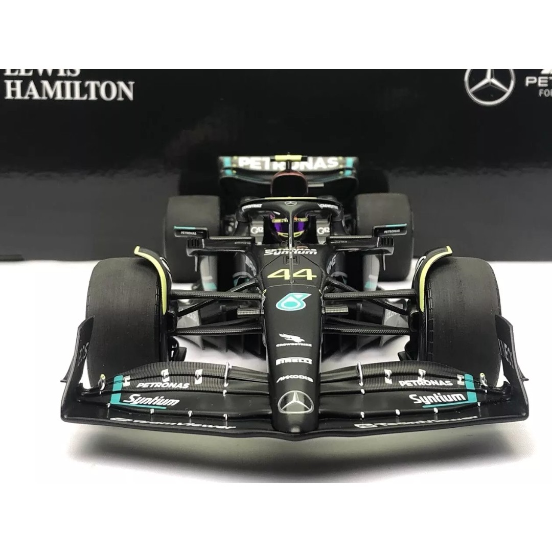 Miniatura Formula 1 Mercedes W14 F1 - Hamilton Limitada 1/18