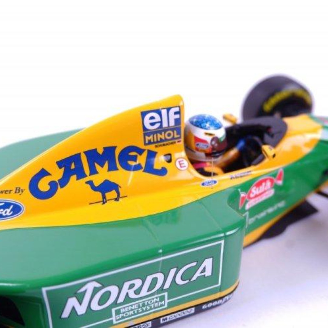 Miniatura Formula 1 Benetton B193B - Michael Schumacher 1993 1/18