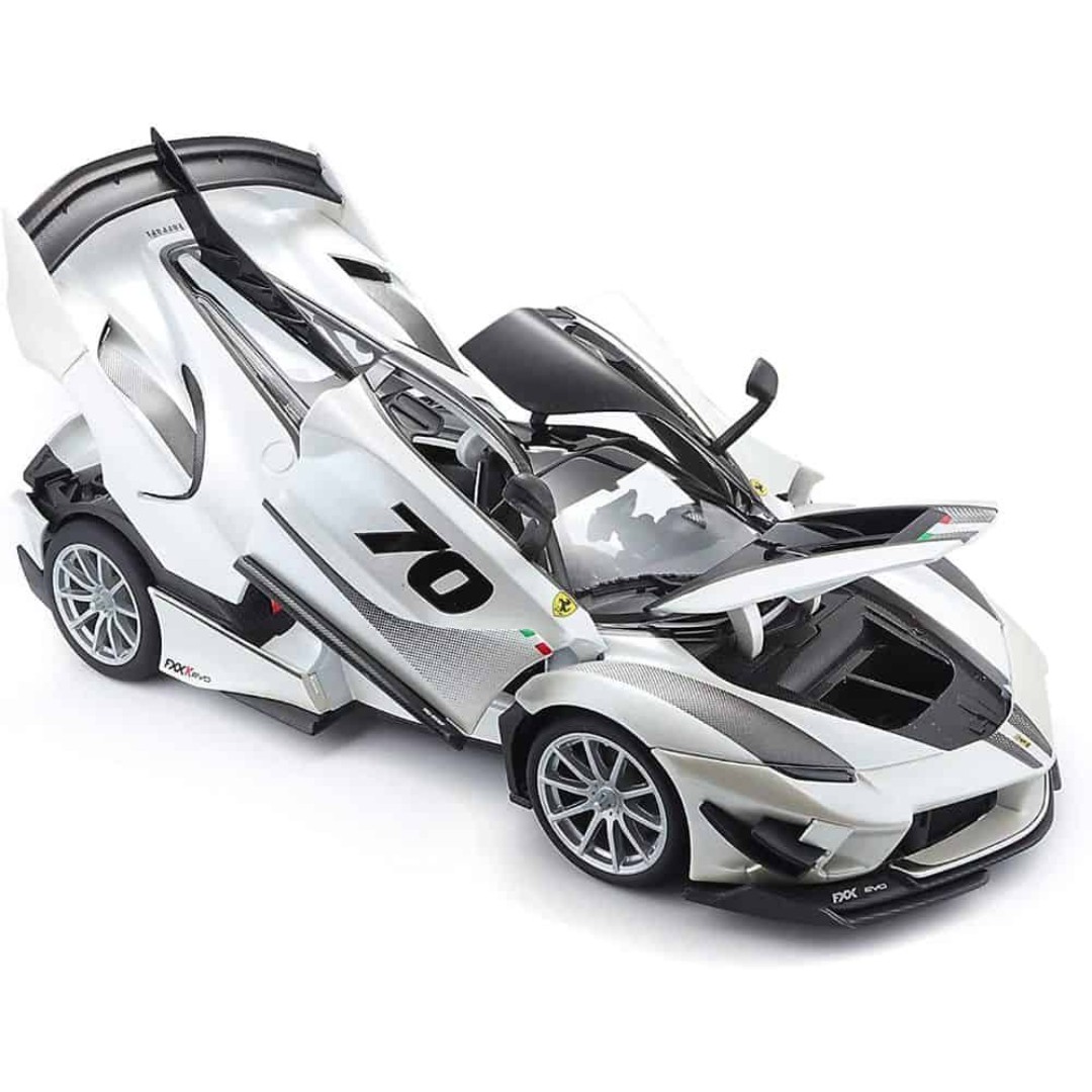 Miniatura Carro Ferrari Fxx-k Evo Branco - 1/18 - AutoMOTIVO Store