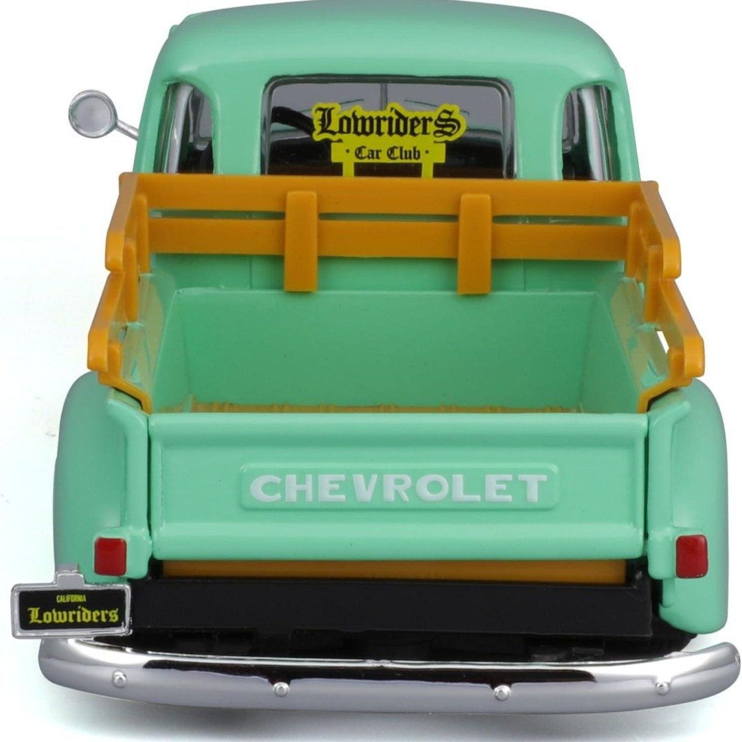 Miniatura carro Chevrolet 3100 Pickup Lowrider verde 1/24