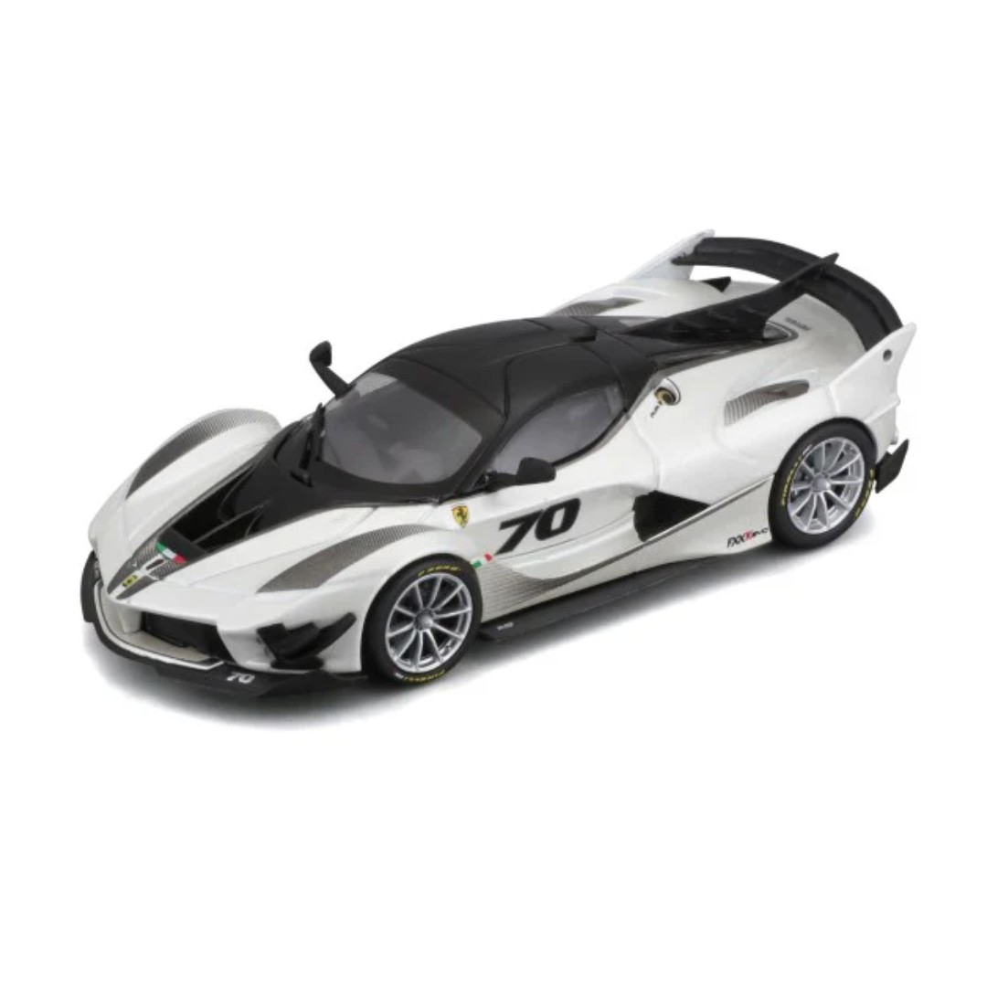 Miniatura carro Ferrari FXX-K EVO 2017 - 1/43 - AutoMOTIVO Store