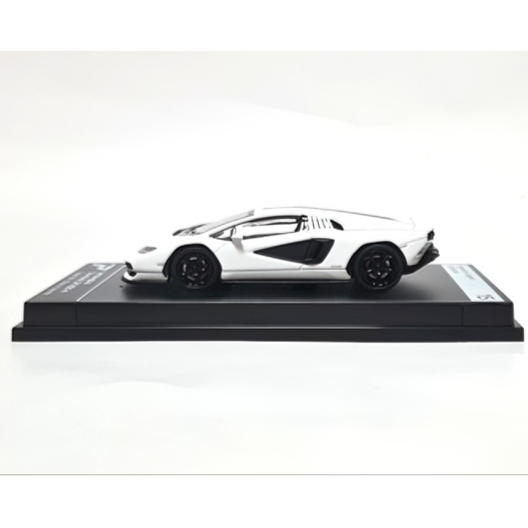 Miniatura Lamborghini Countach LPI 800-4 - Postercars - 1/64