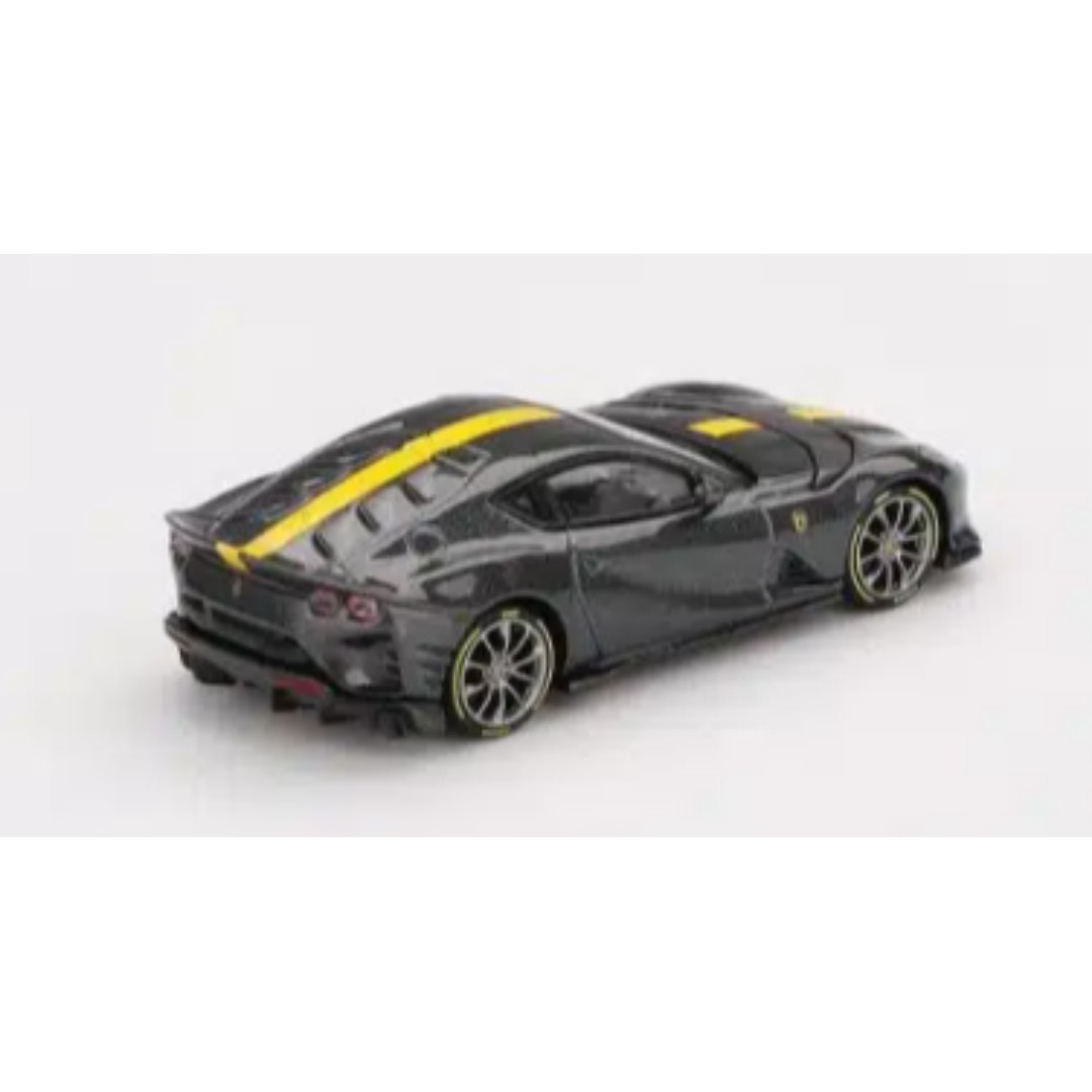 TOC Ferrari 812 competizione ミニカー 未開封 Miniatura carro Ferrari 812 Competizione BBR 1/64 - AutoMOTIVO Store