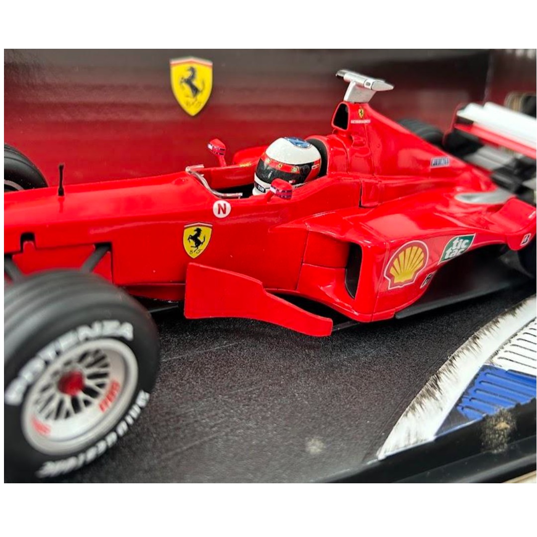 Formula 1 Michael Schumacer Ferrari F2000 lauch edition 1/18