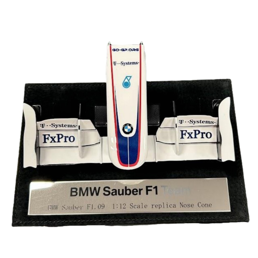 Sauber F1. ノーズコーン 1/12レプリカ　Amalgam製 Miniatura Nosecone Amalgam 1/12 BMW Sauber F1.09 2009 - AutoMOTIVO