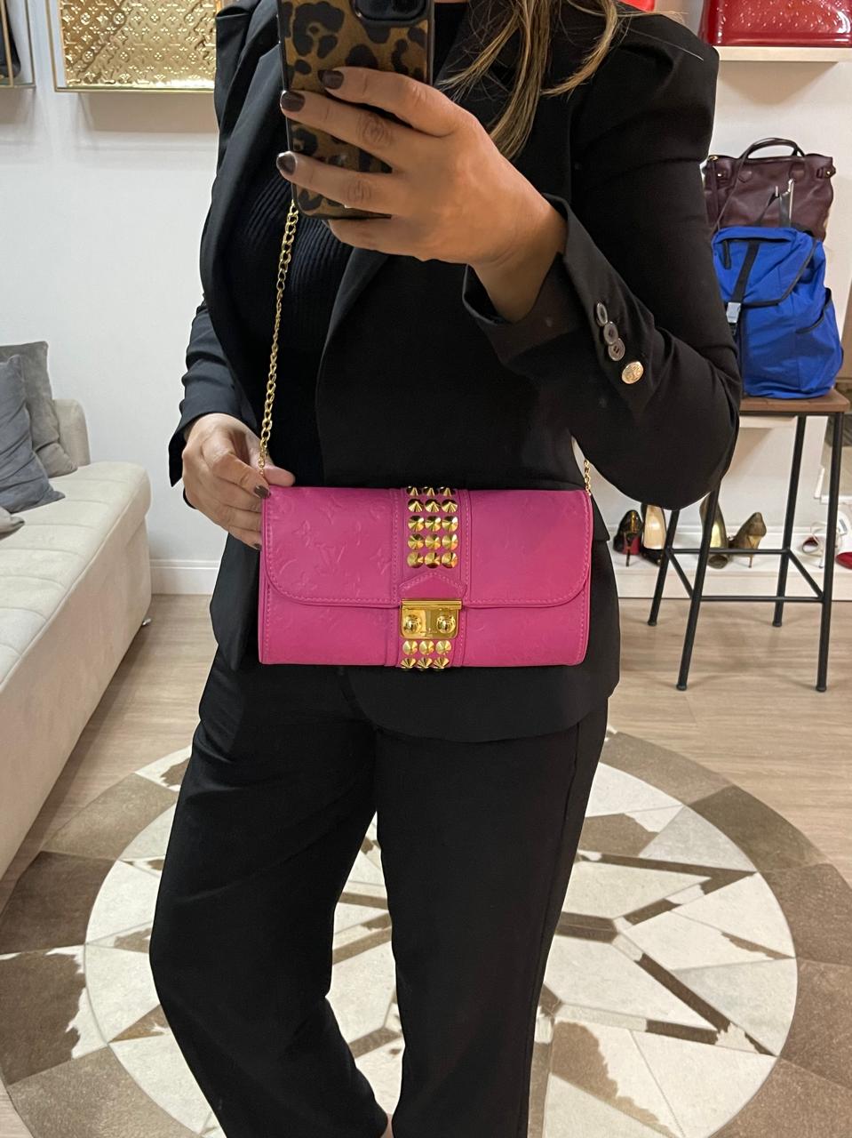 Clutch Louis Vuitton Courtney Pink Uma Vez Mais Brecho Boutique