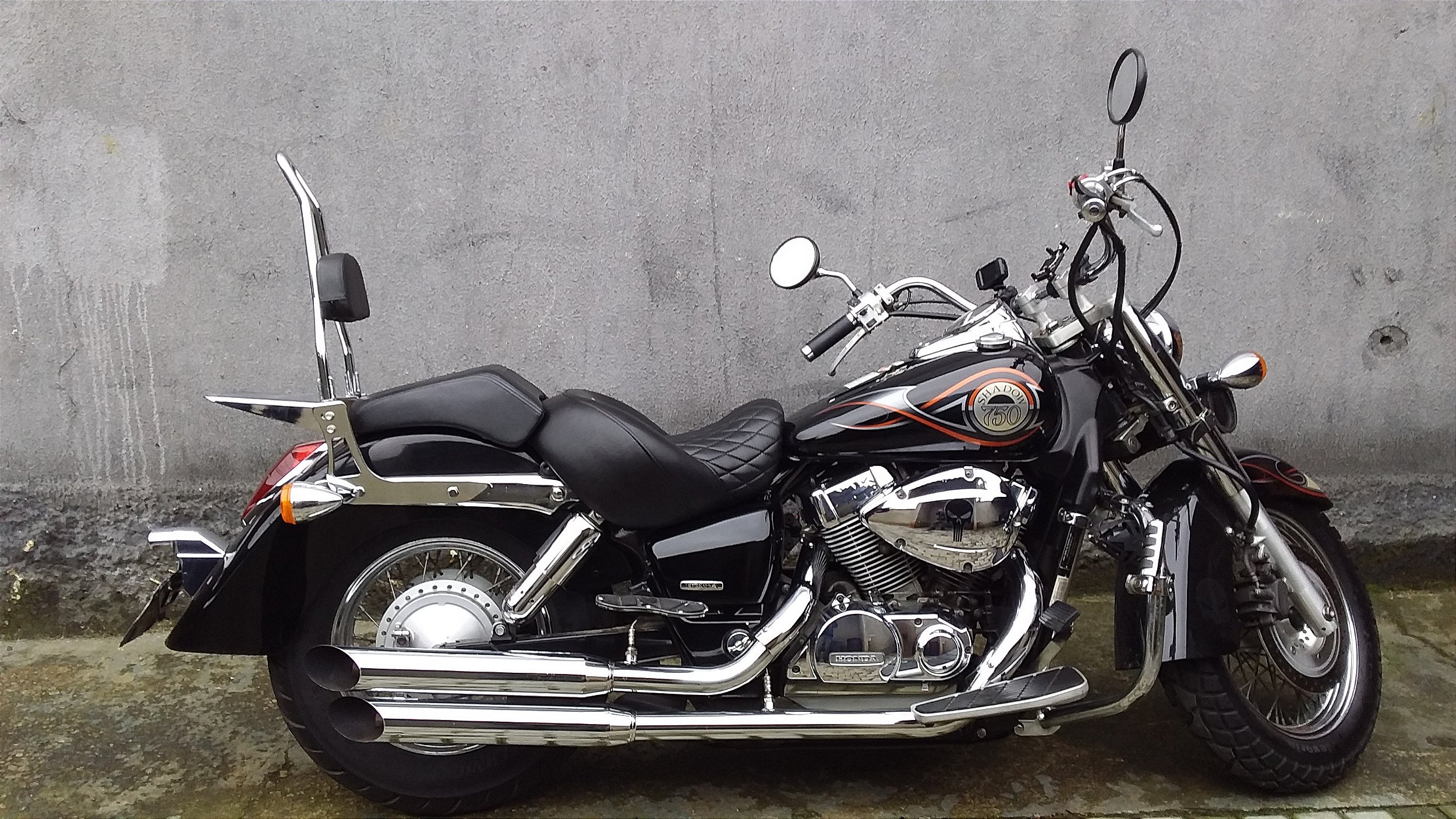 Bar Easy Rider Sissy bar Easy Rider fixo VT Shadow 750 antiga ( 2006 A 2010 ) - V2 Custom