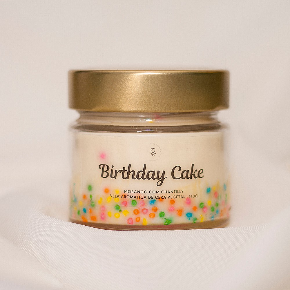 Vela Aromática Birthday Cake - Rosa Flamma | Velas Aromáticas