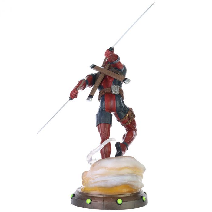 DIAMOND FIGURE MARVEL - DEADPOOL - GALLERY - Meu Brinquedo Novo
