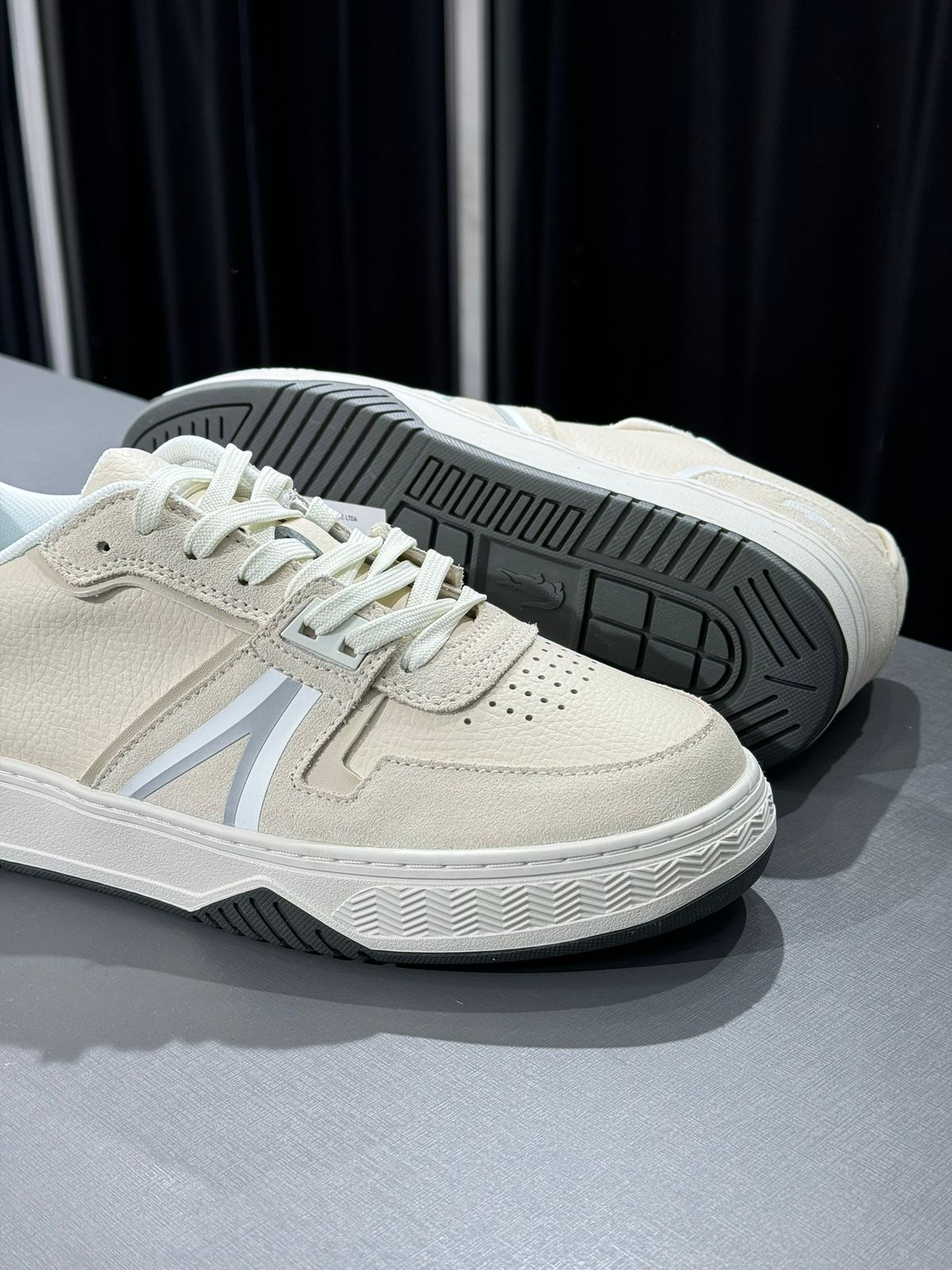 Tênis Lacoste L001 Off Wht/Gry - Granfino Store | Seu estilo está aqui