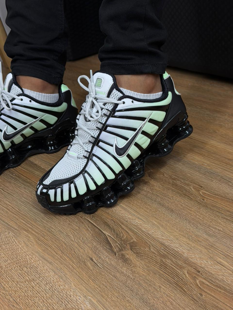Nike Shox TL Preto, Verde e Branco AV3595-300 - Granfino Store