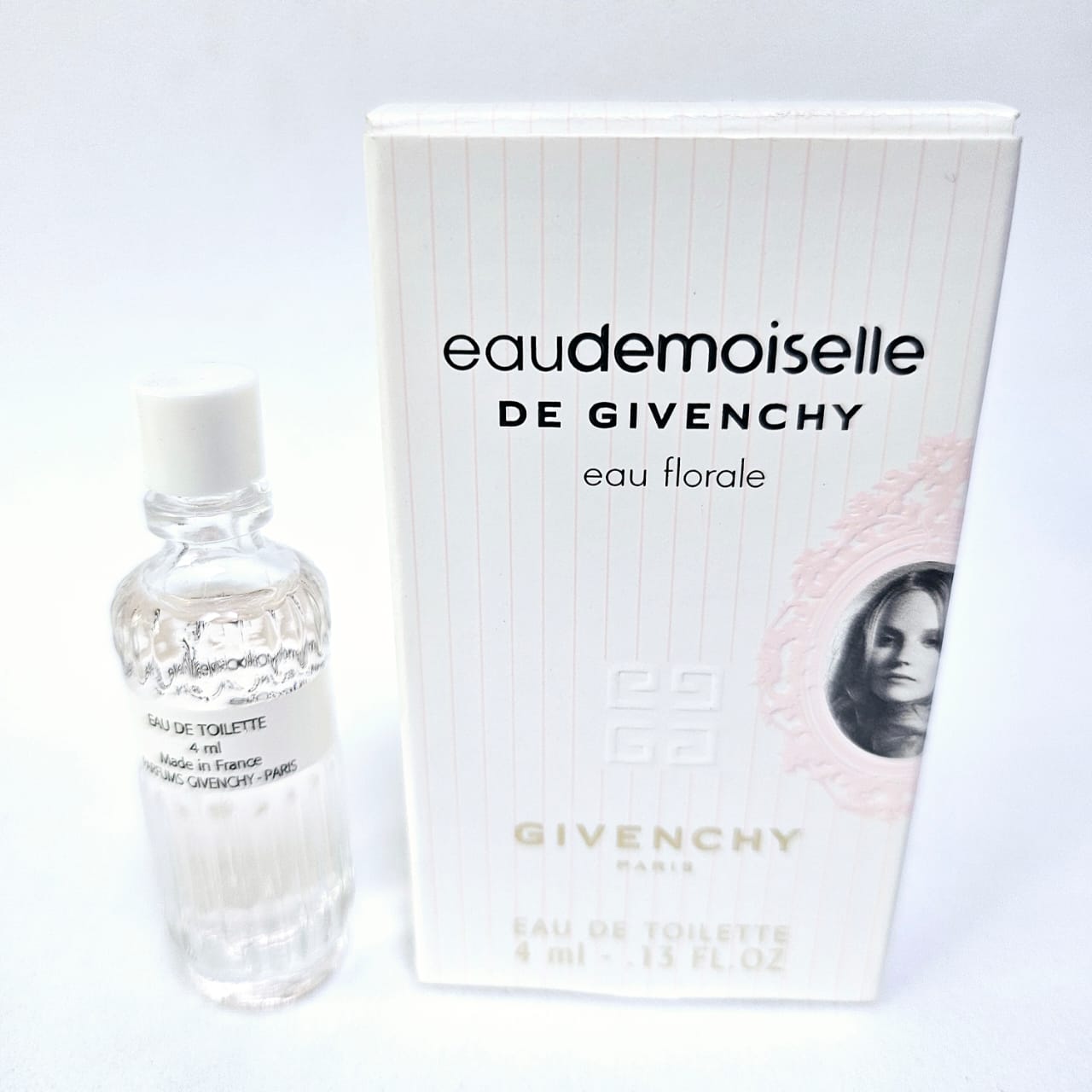 Miniatura Eaudemoiselle de Givenchy Eau Florale - 4ml - Original