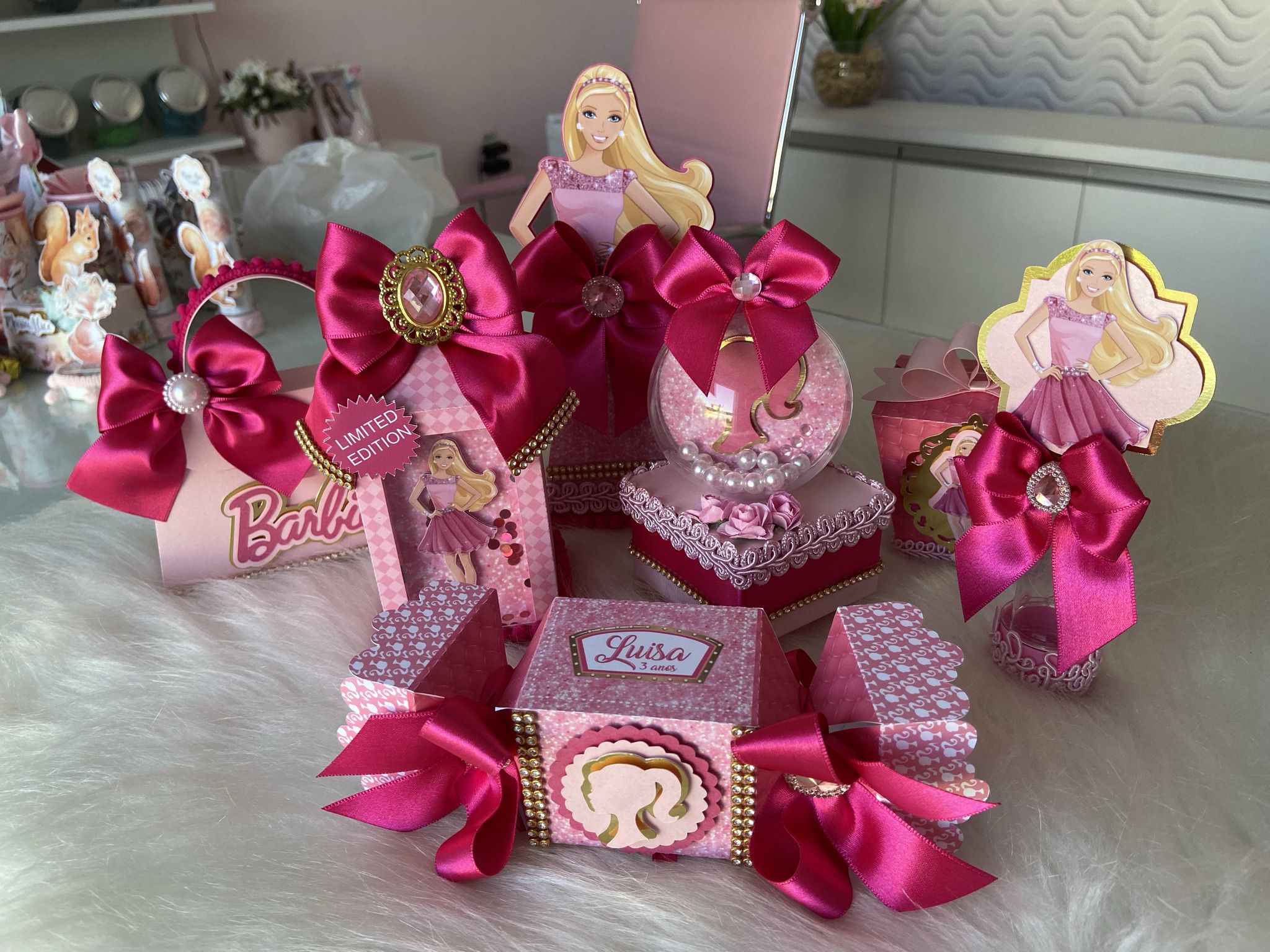 Kit de Personalizados para Festa Tema Barbie - 20 Itens