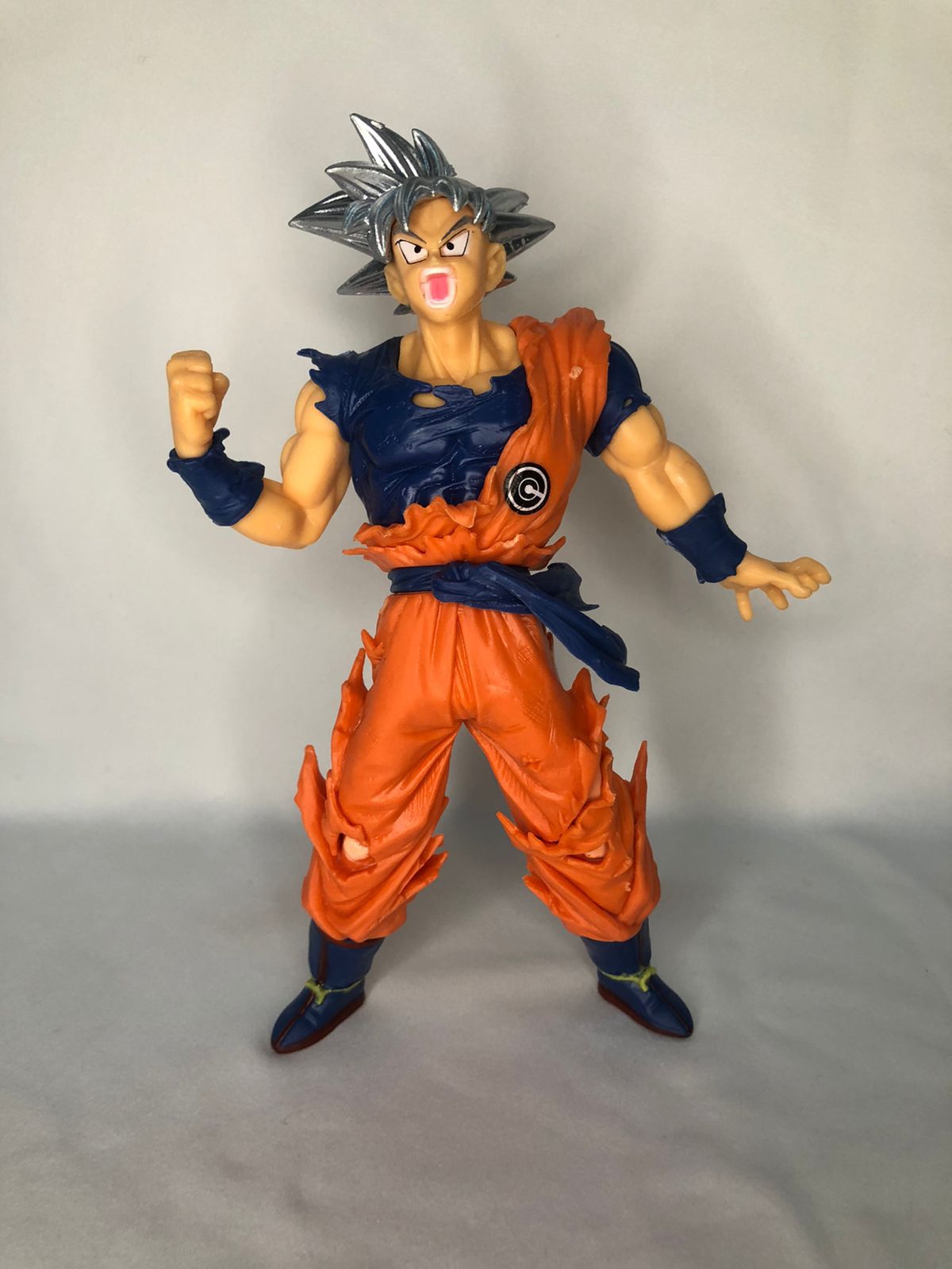 Boneco Goku Super Sayajin 2 - Action Figure Collection - Objetos  Colecionáveis