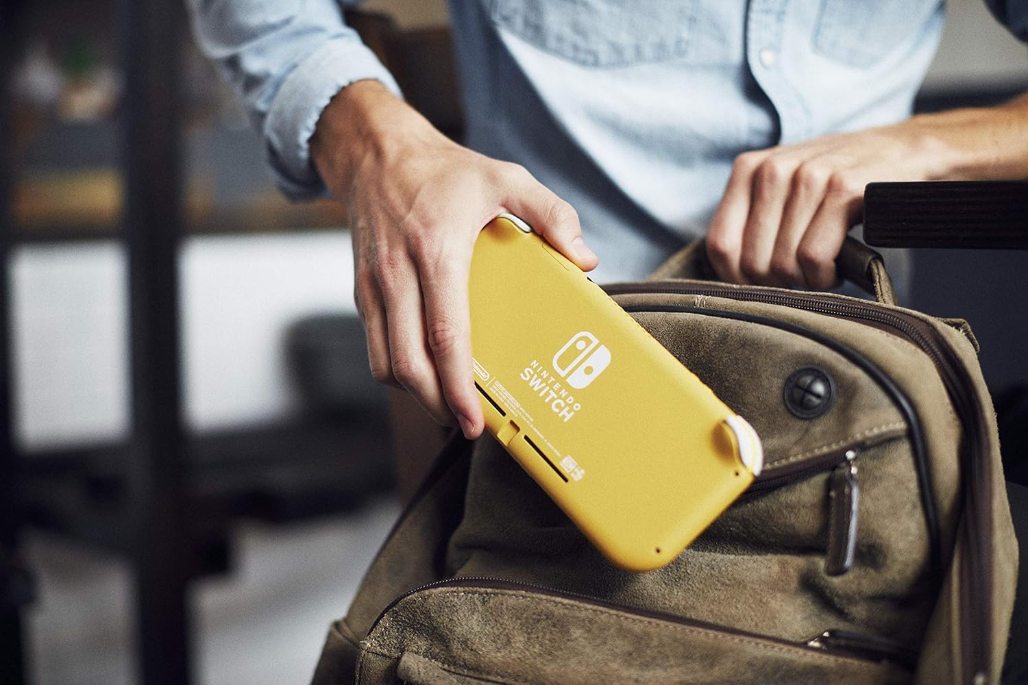 Nintendo Switch Lite Yellow desbloqueado semi novo - STONE GAMES