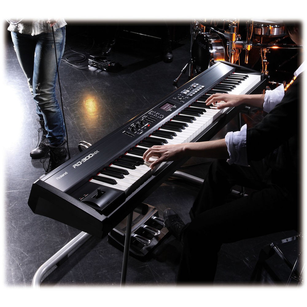 Piano Digital Roland RD-300NX Rd300nx - Seminovo - CLASSIC KEYBOARDS ...