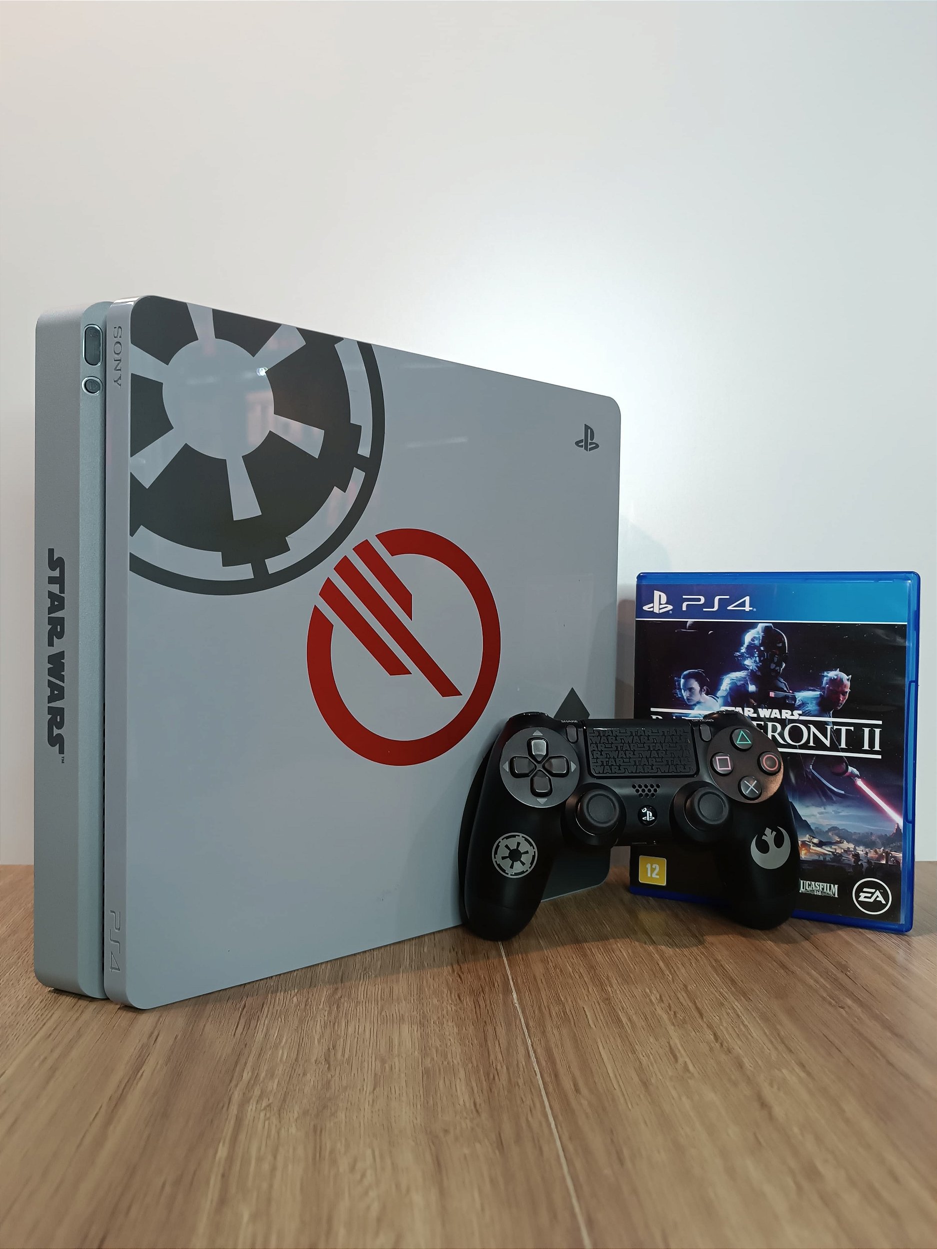 CONSOLE PS4 PLAYSTATION 4 SLIM 1TB STAR WARS EDITION - SEMINOVO