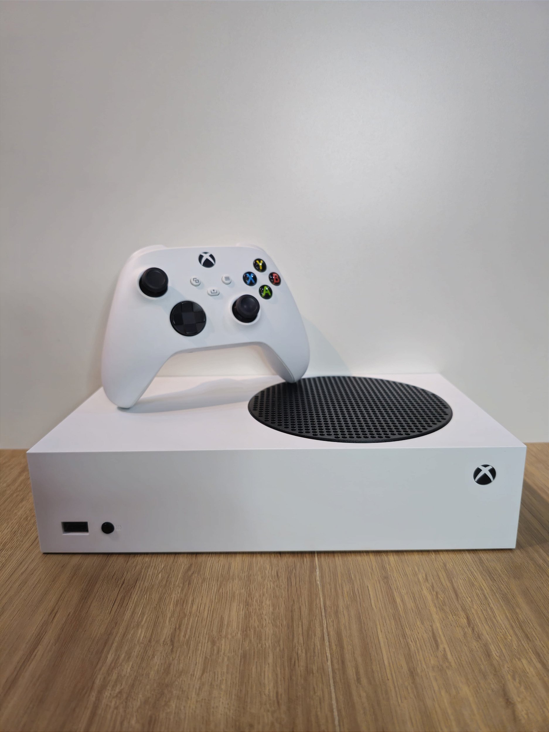 CONSOLE XBOX SERIES S 512GB- SEMINOVO - DS Games Atibaia