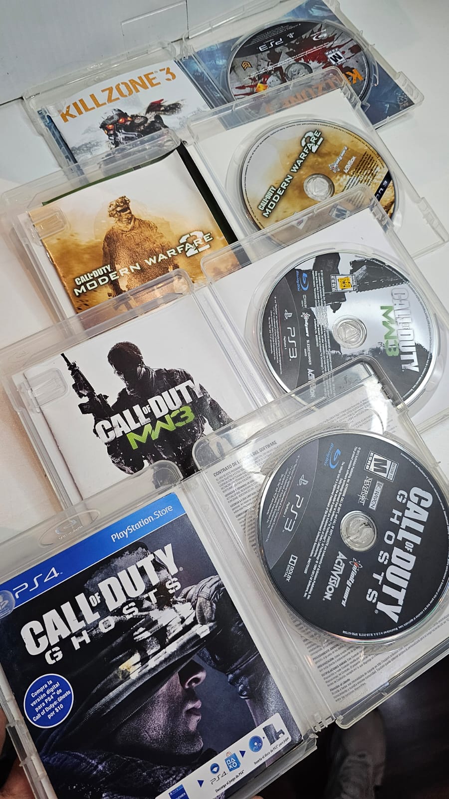 KIT JOGOS PS3 - KILLZONE 3, CALL OF DUTY MW2 & 3 e GHOSTS - USADOS