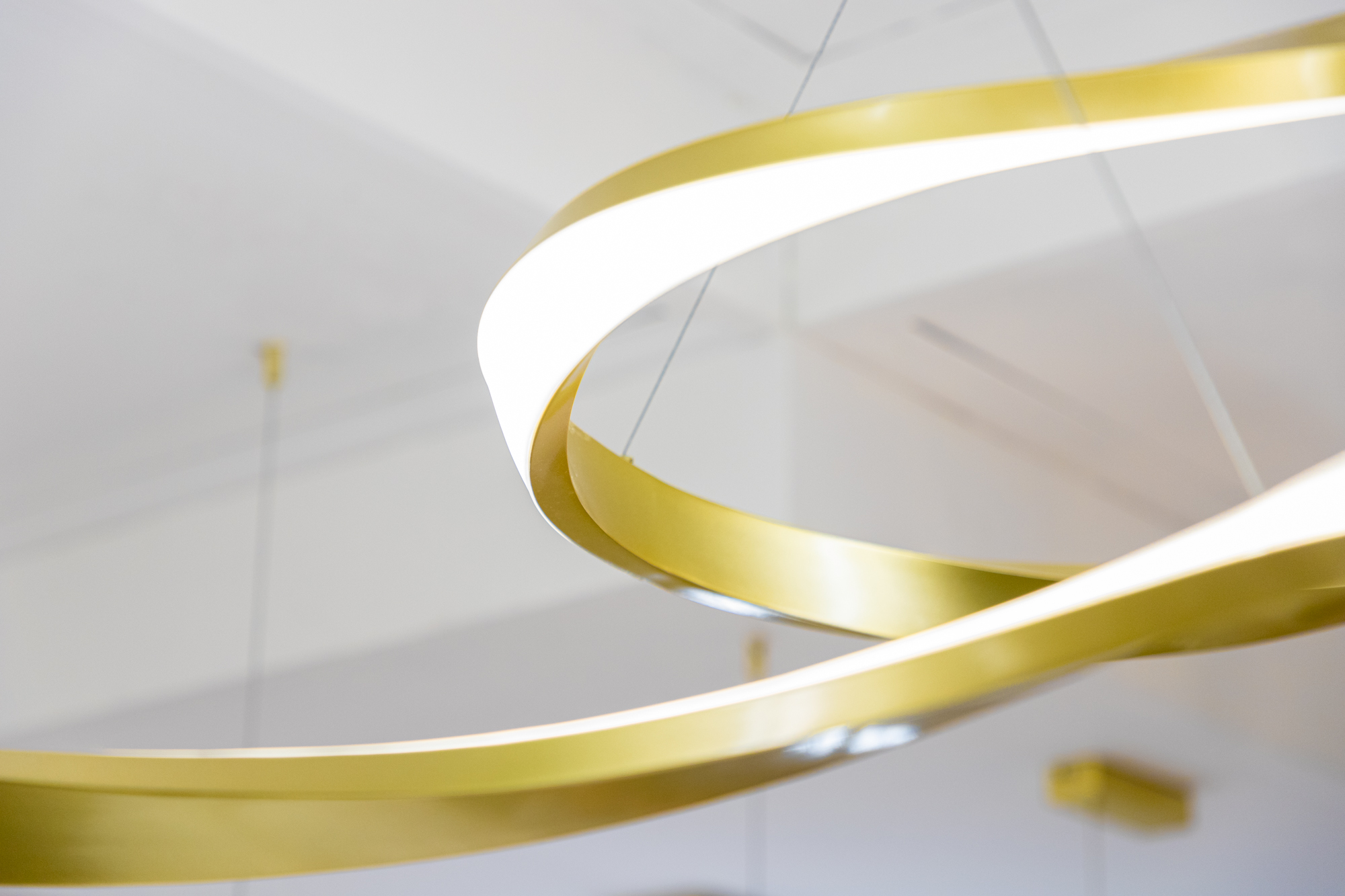 Pendente Mobius Dourado 36W (D)80cm Orgânico | MOB1PD01DR080 - O