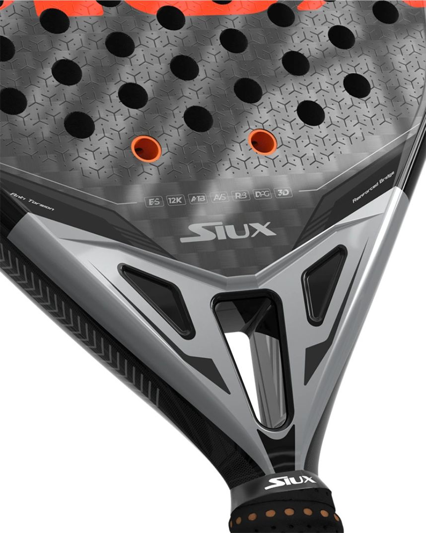 Raquete de Padel Siux Fenix III - Javi Ruiz - Favorita Padel