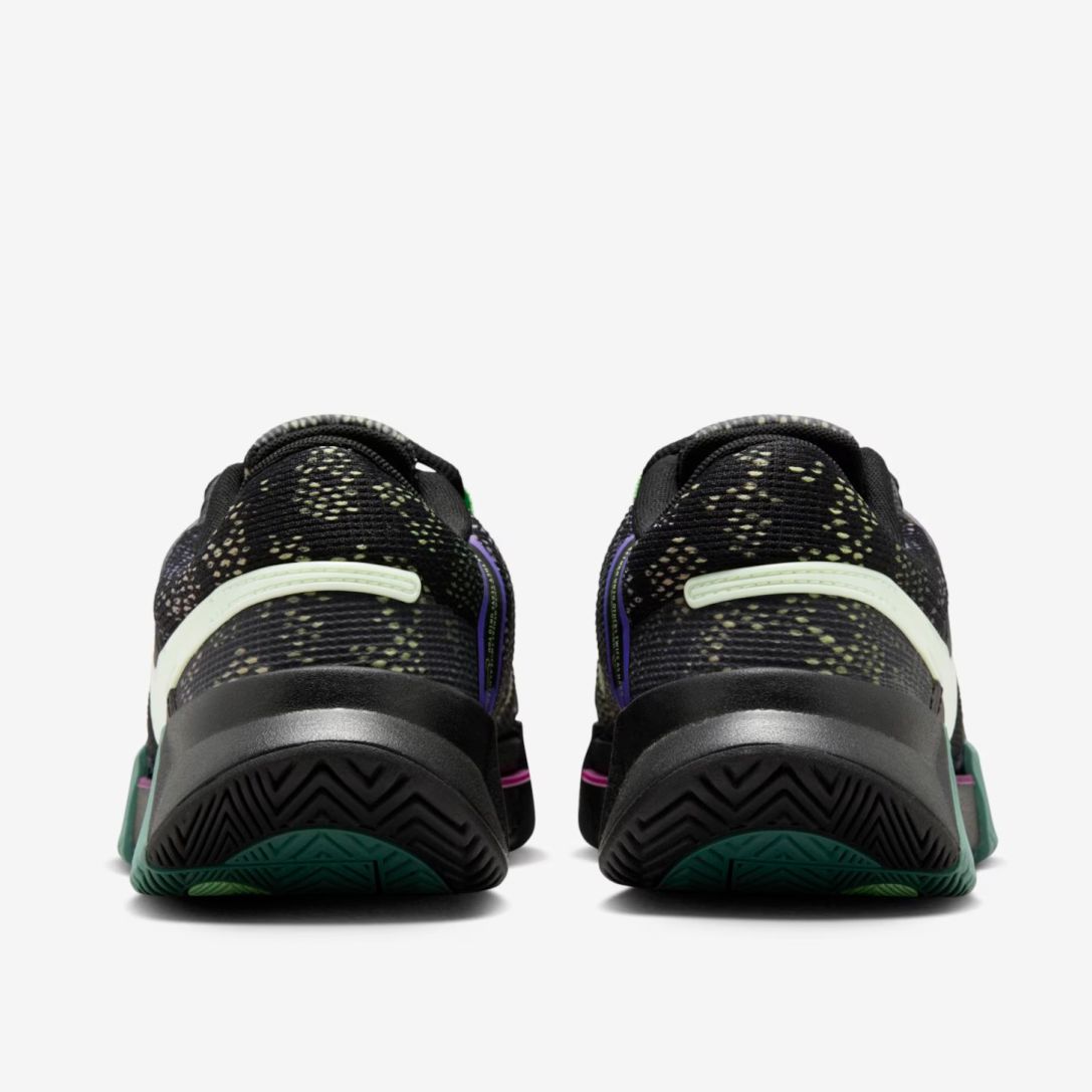 tom① Tênis Nike Zoom GP Challenge 1 Osaka – Feminino - Favorita Padel