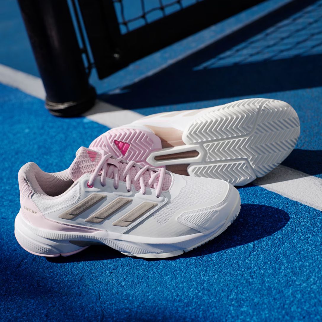 Tênis Adidas Courtjam Control 3 – Feminino Cloud White / Silver