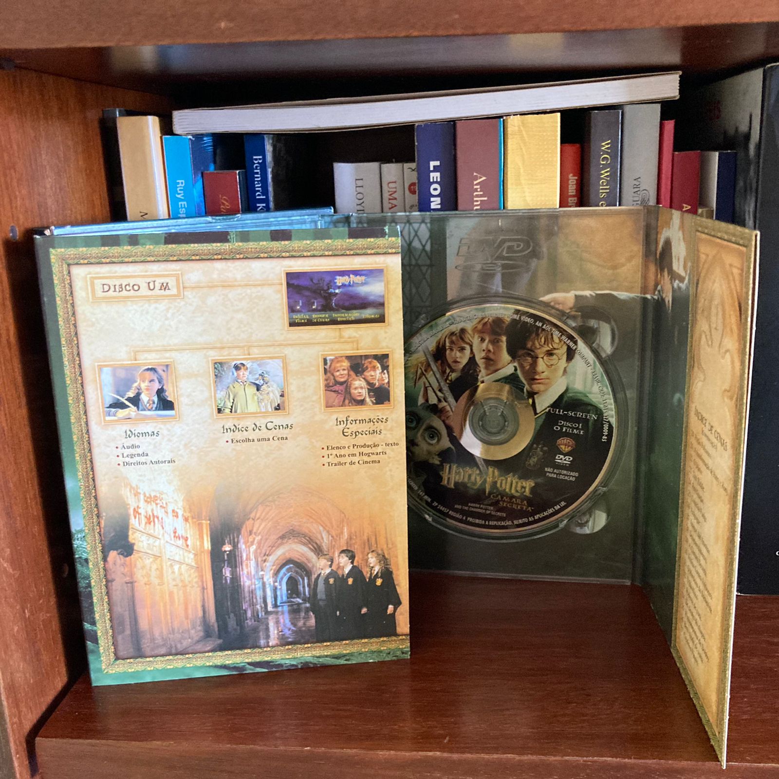 Everybody Has Secrets CD+DVDセット Coleção 8 DVDs Todo mundo odeia o Chris - CDs, DVDs etc - Sales