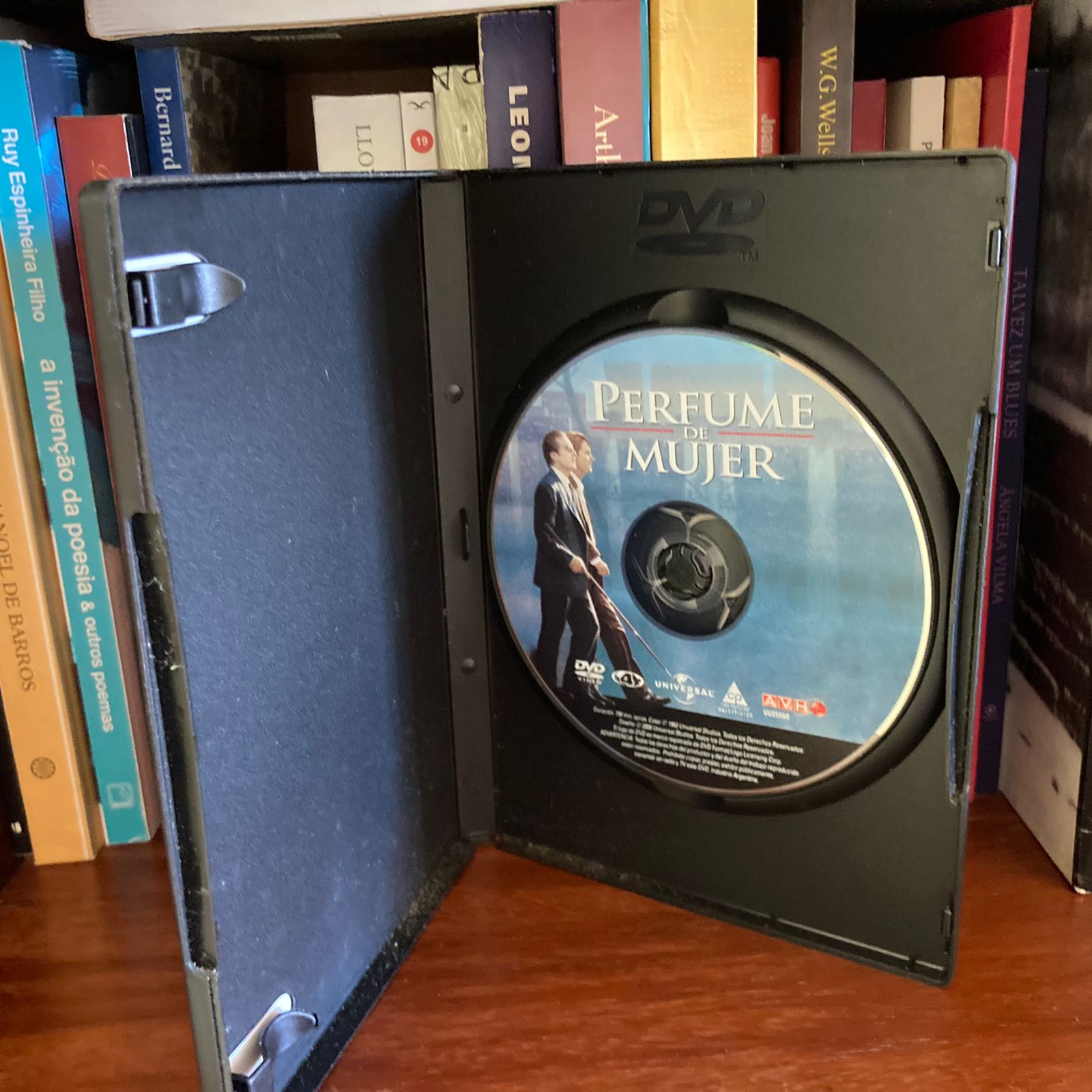 DVD: Perfume de mulher - Usado - Pouso Cultural