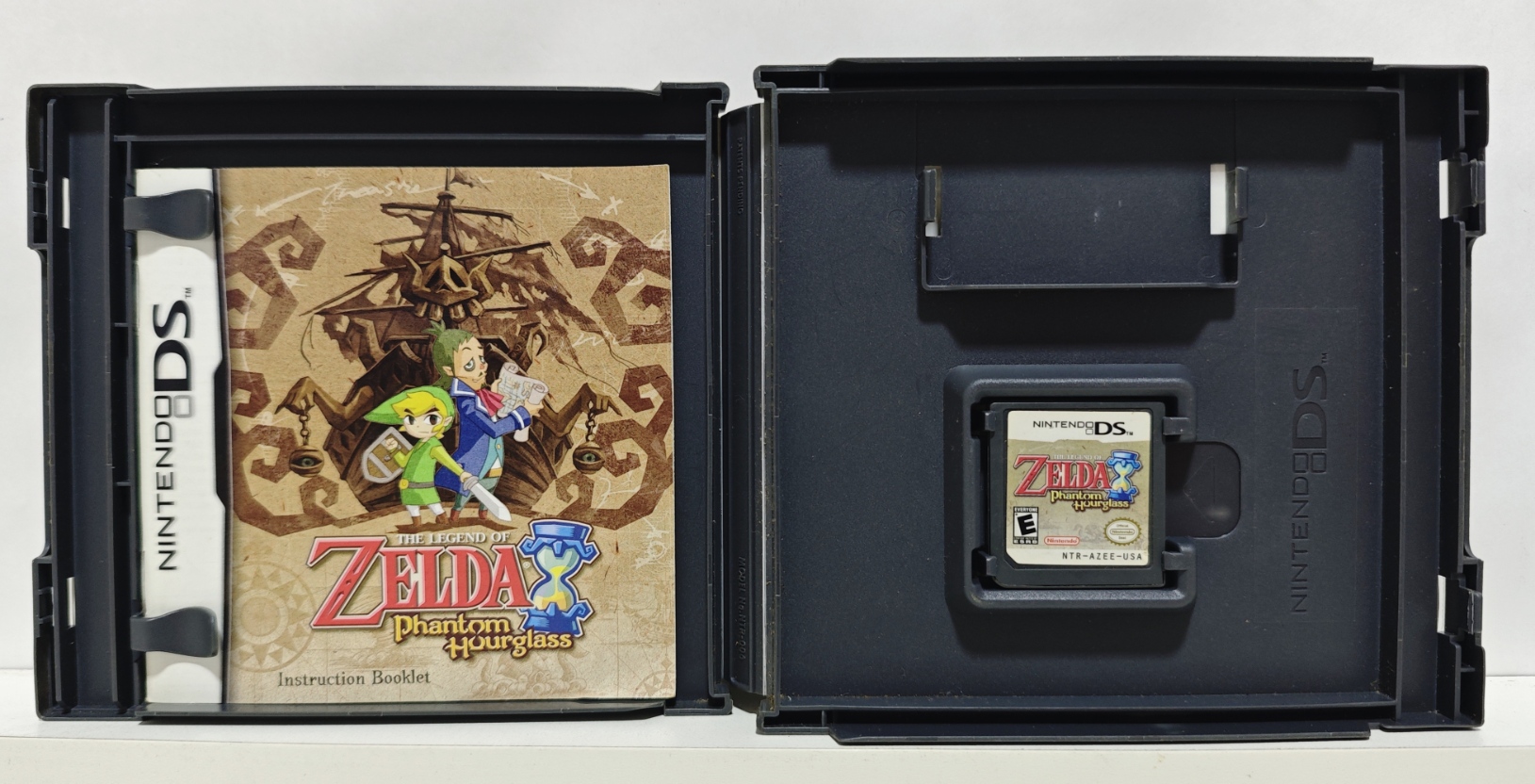 The Legend Of Zelda Phantom Hourglass - Nintendo DS - Semi-Novo ...