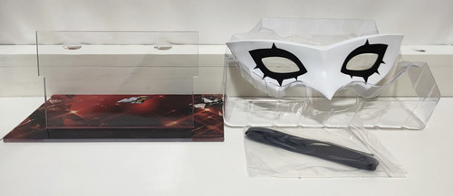 Persona Royal Phantom Thieves Edition PS4 Semi-Novo