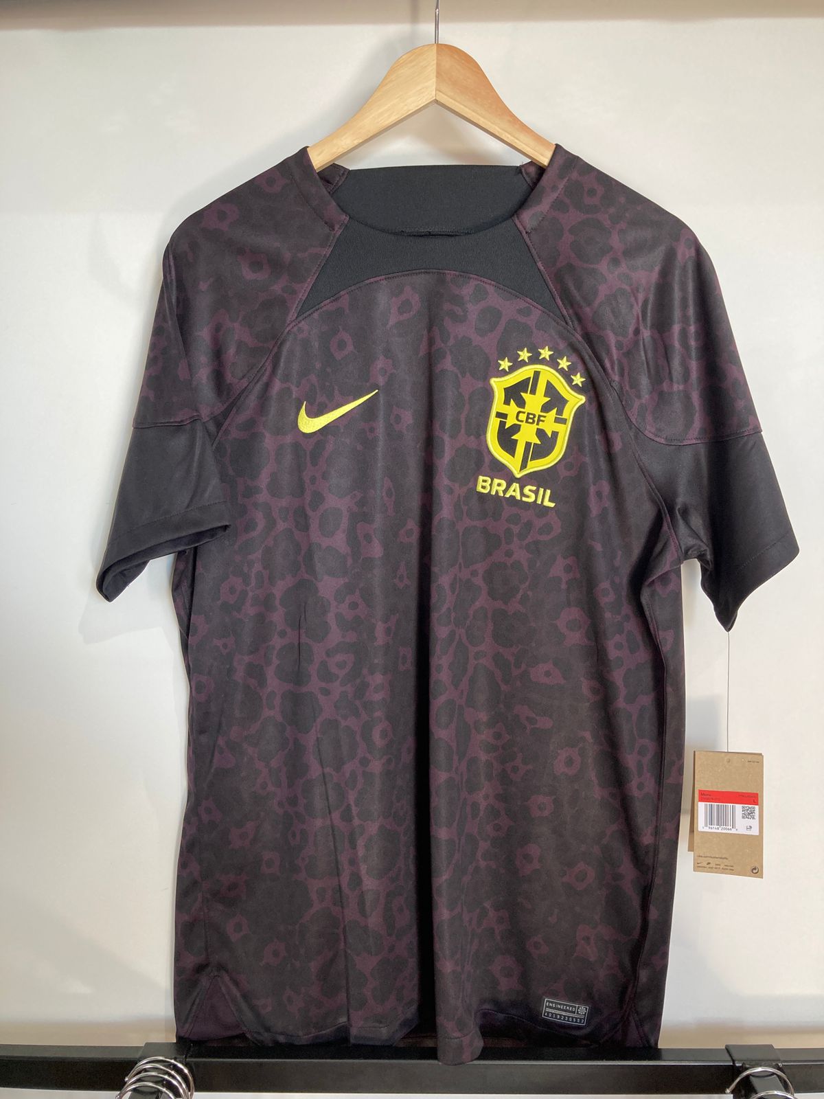 Camisa Seleção Brasil EDIÇÃO LIMITADA 22/23 Jogador Nike Masculina - Preta