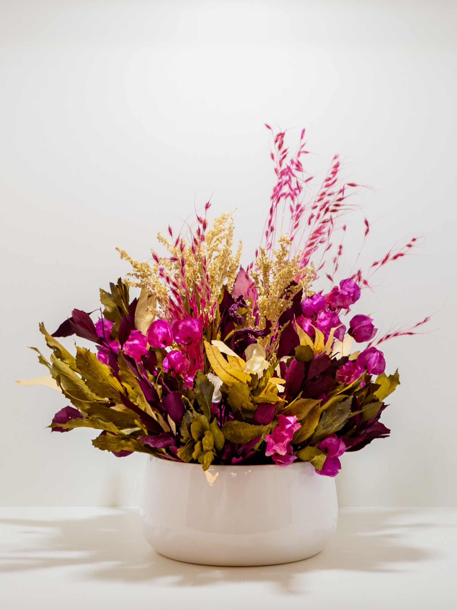 Arranjo decorativo desidratado botânica clássica especial + vaso centro de  mesa branco - Empório Botânico - Arranjos com flores desidratadas