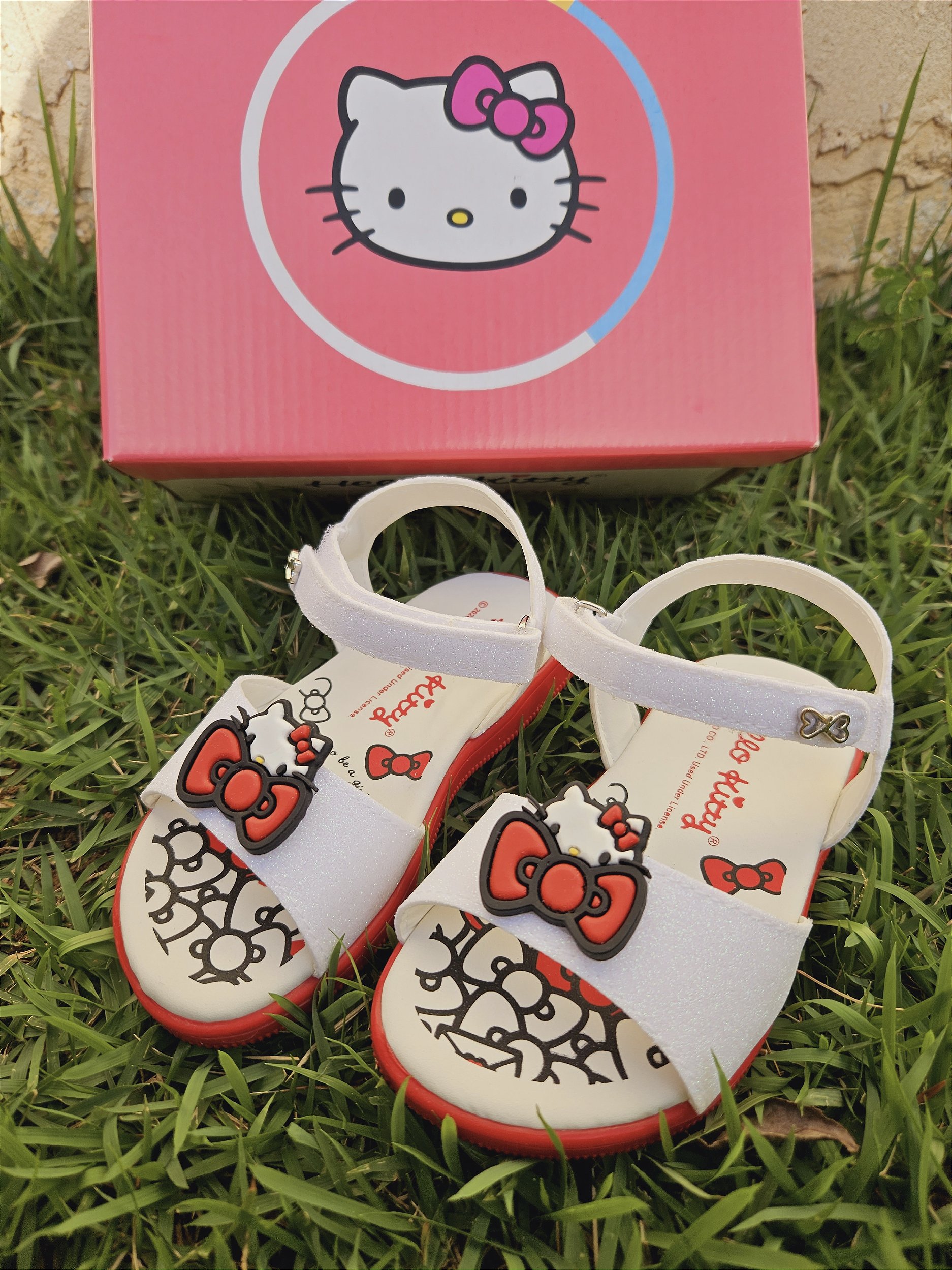 Sandália Hello Kitty com Velcro WorldColors - Ju Baby Store