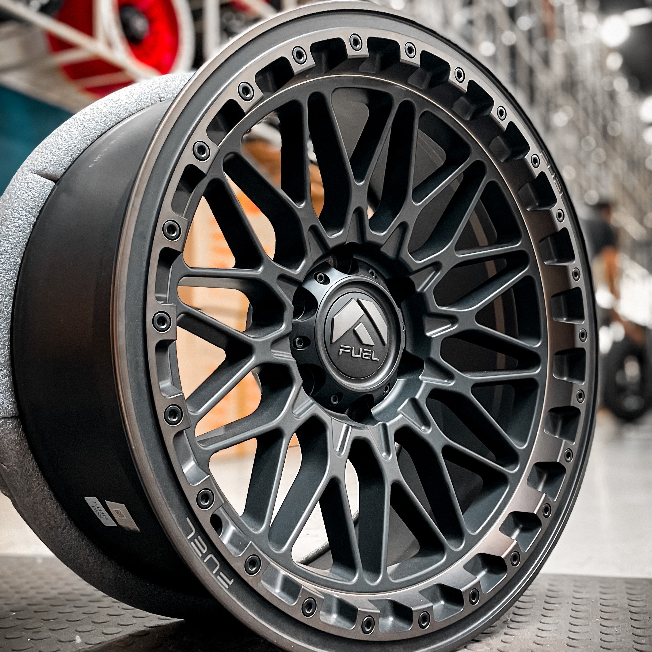 Jogo de rodas Fuel Trigger 20x9" 6x139,7 VPR Brasil