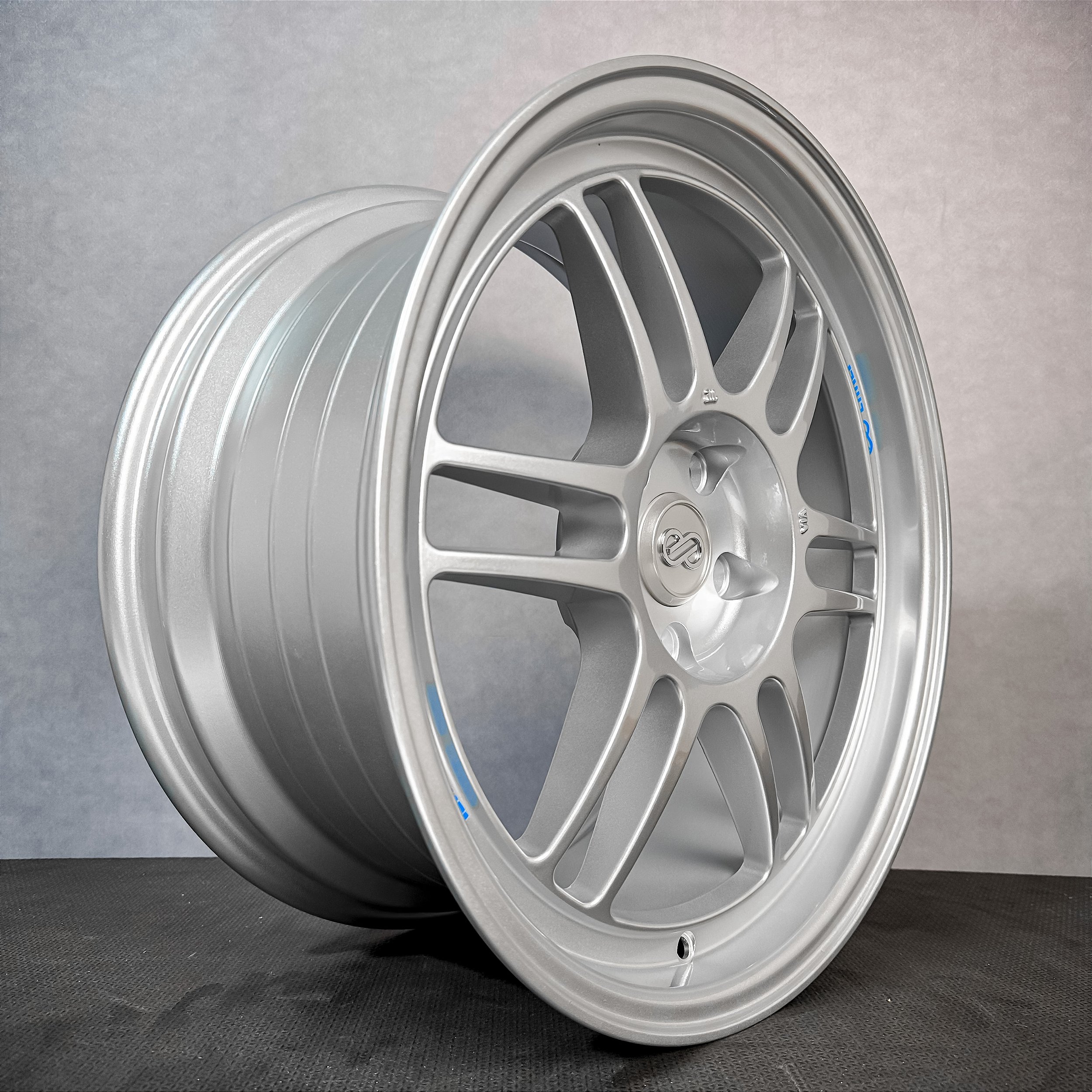 Jogo de rodas Enkei Rpf1 - 18x8,5